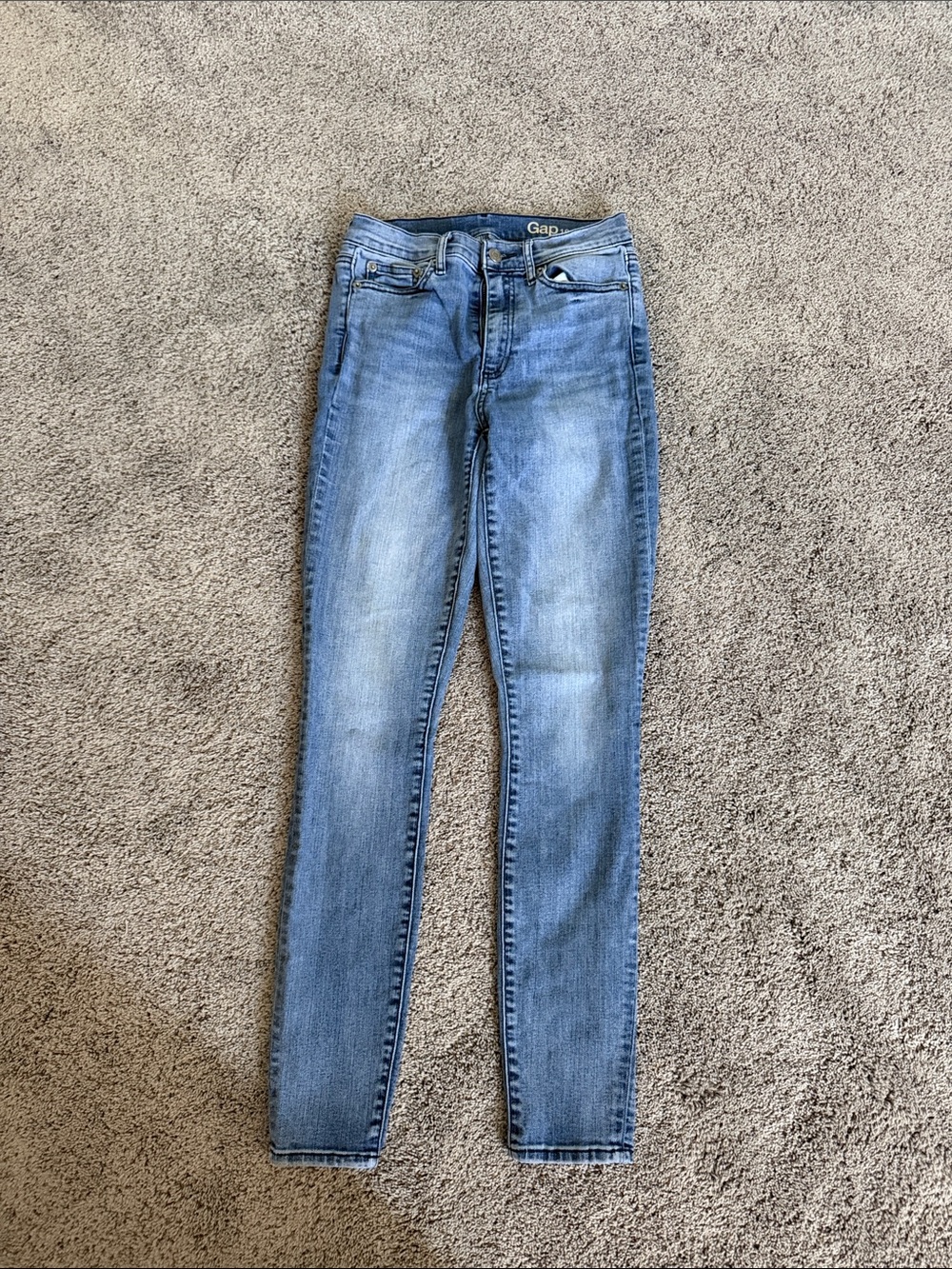 GAP Women's Medium Wash Blue Skinny Jeans